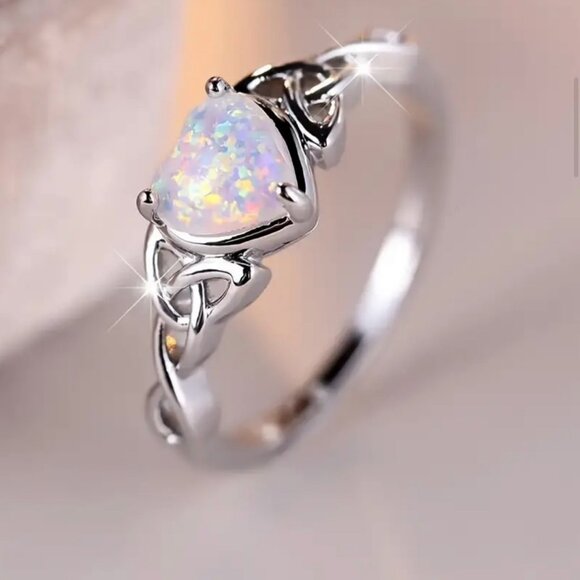 Vintage Inspired Ring Inlaid Shining Opal In Heart Shape Celtic Knot Design - Picture 4 of 5